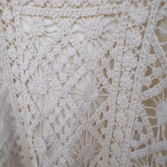 Cream Crochet Square-Neck Blouse - Picture 4 of 5